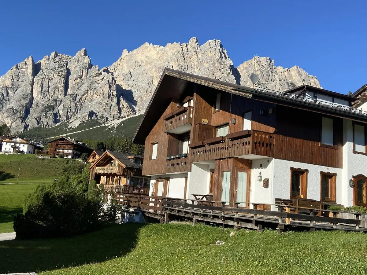 Casa Chiave Apartman Cortina dʼAmpezzo